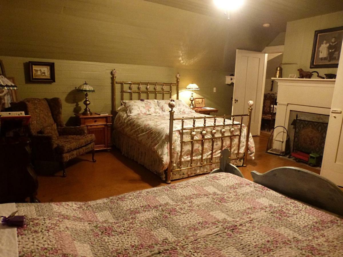 Mulberry Lavender Farm And B&B Extérieur photo