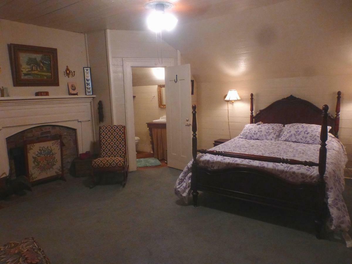 Mulberry Lavender Farm And B&B Extérieur photo