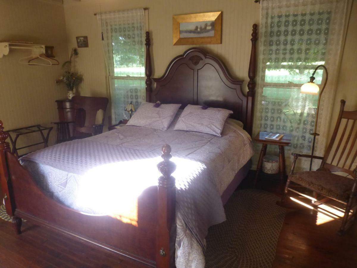 Mulberry Lavender Farm And B&B Extérieur photo